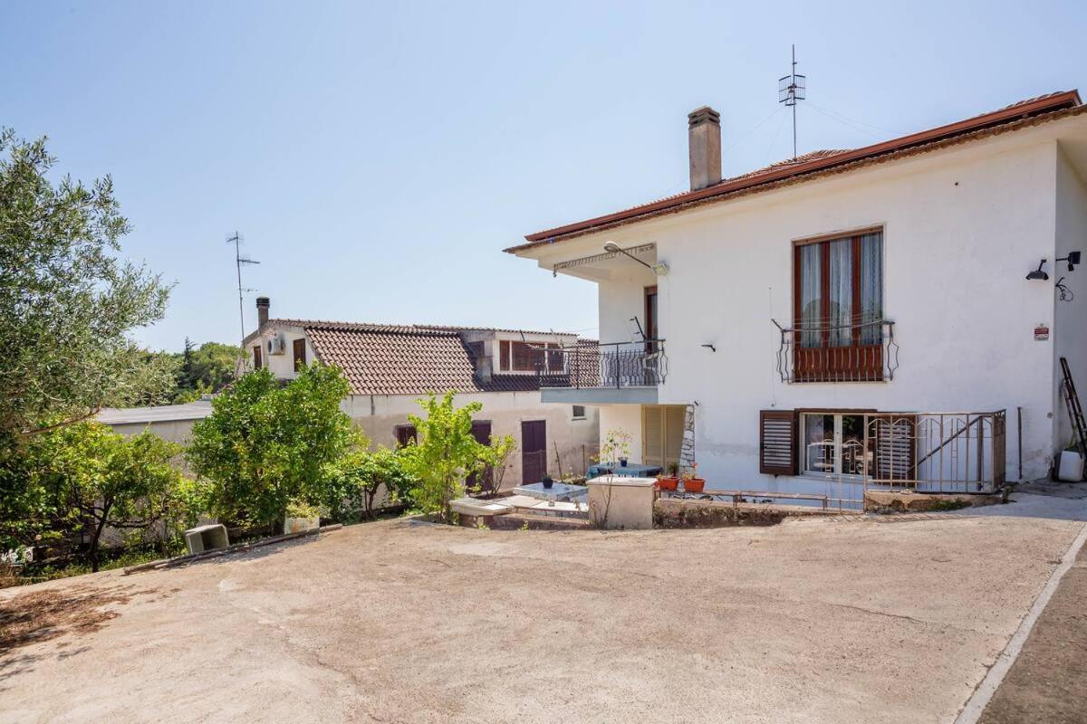 Guesthouseminturnoit Lucia Sparagna Exterior foto